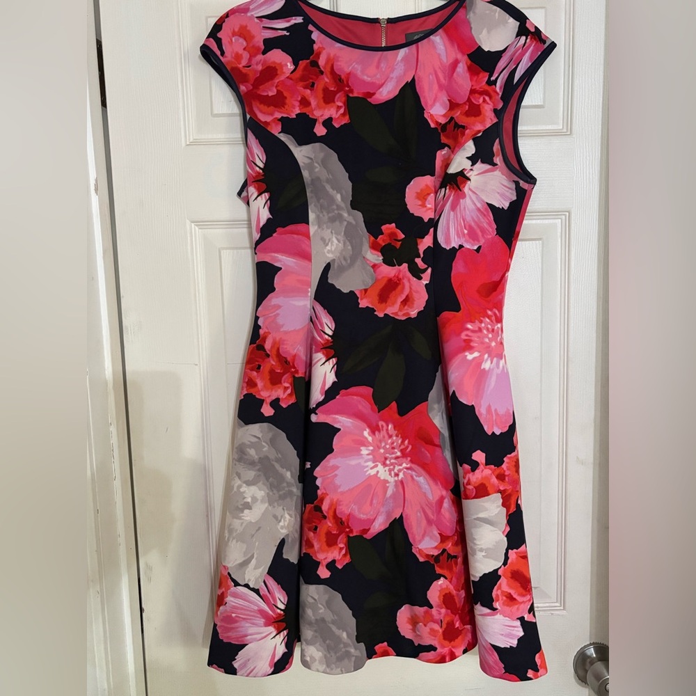Vince Camuto Vibrant Floral Mini Dress